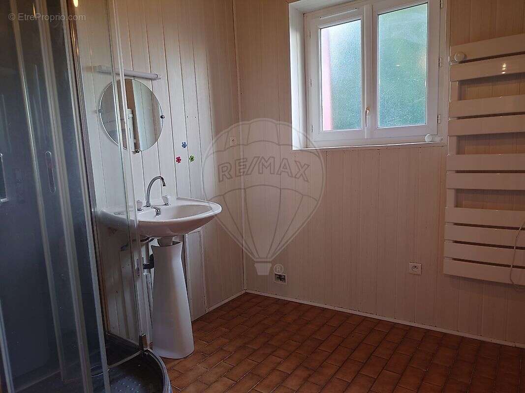 Maison à SAVIGNY-POIL-FOL