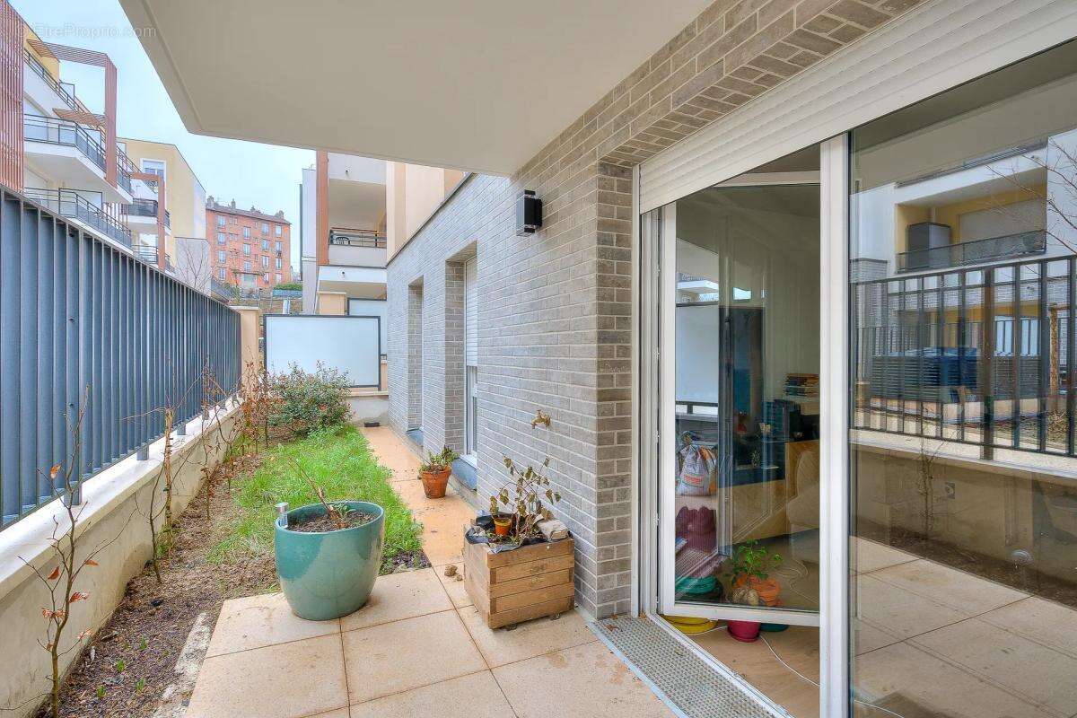 Appartement à EPINAY-SUR-ORGE