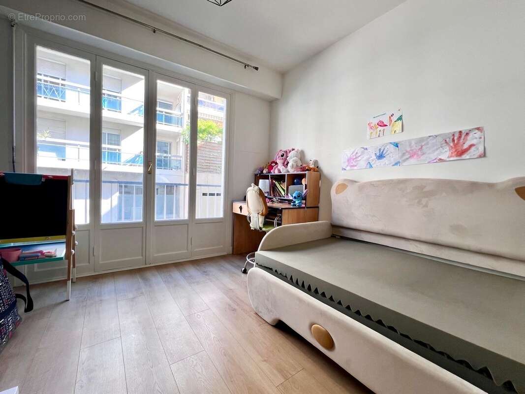 Appartement 67 m² à Nice  - photo 6