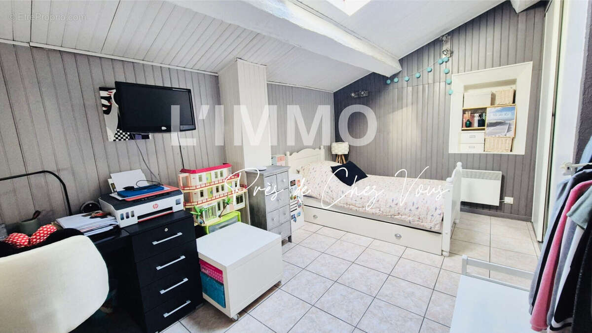 Maison à SAINT-ZACHARIE