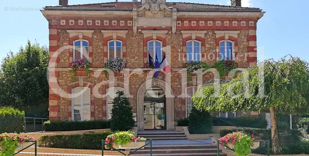 Appartement à NOISY-LE-ROI