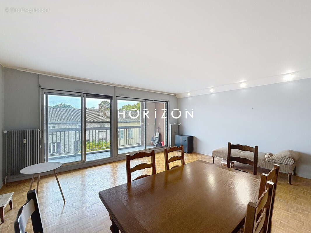 Appartement à CORCELLES-EN-BEAUJOLAIS