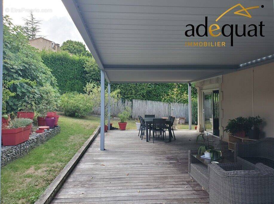 Photo 1 - Maison à CHAMPNIERS