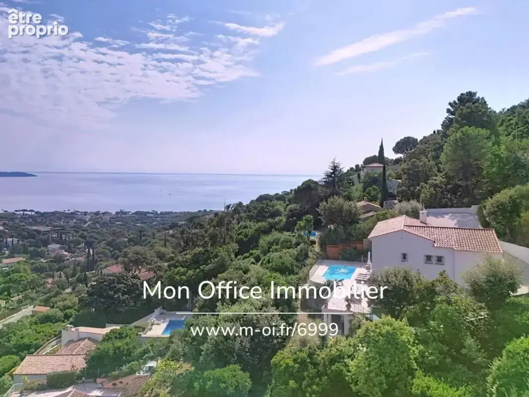 Maison à CAVALAIRE-SUR-MER