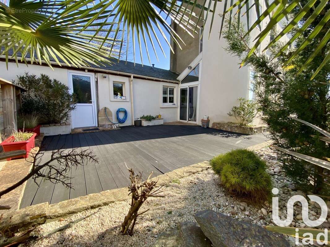 Photo 2 - Maison à CHATEAU-RENAULT