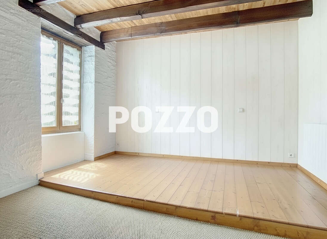 Maison à PLEINE-FOUGERES