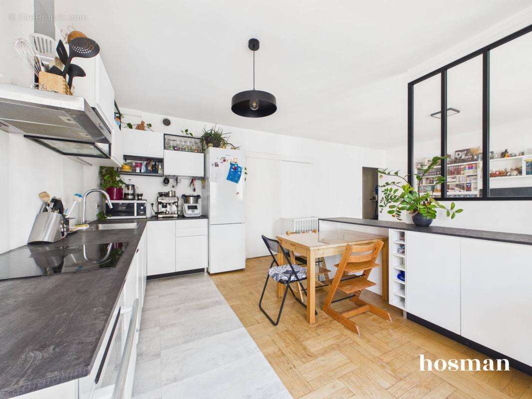 Appartement 3 pièces lumineux de 68m² - Balcons filants - Rue Saint Lazare, Lyon 7 -Saint-Louis-Jean Macé - photo 4