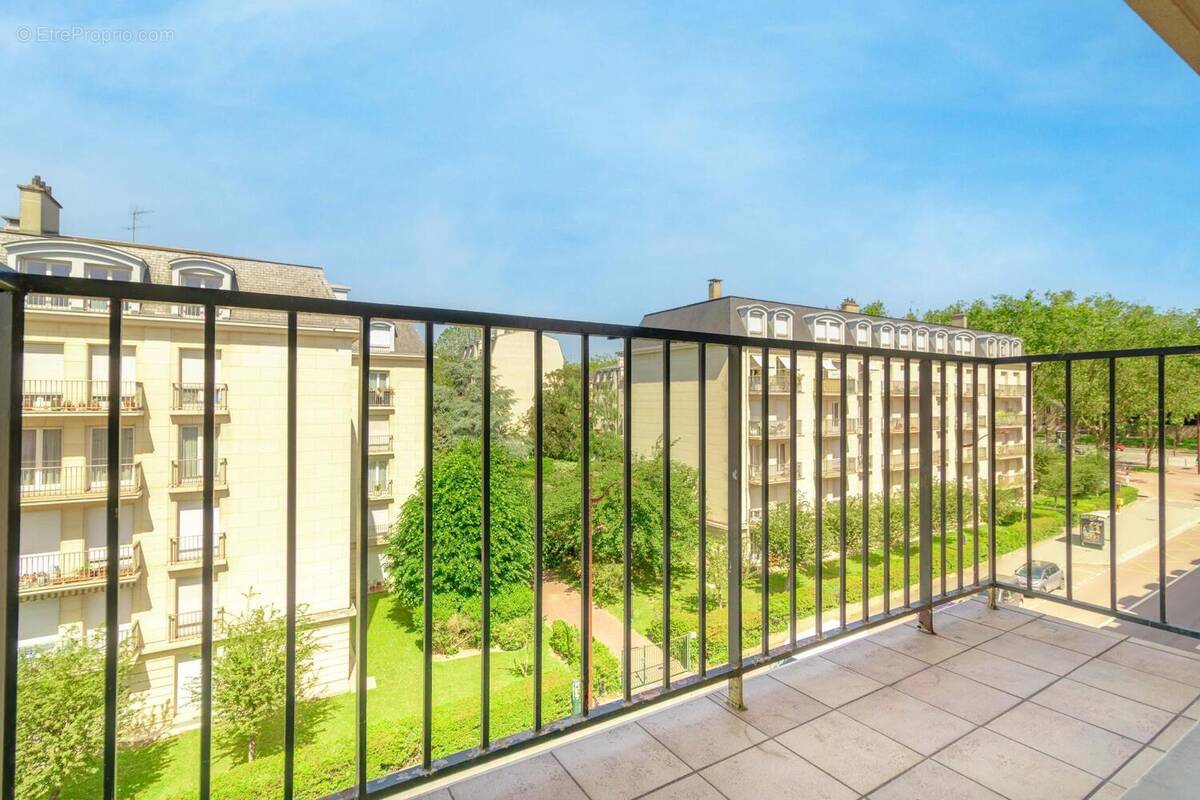 Photo 1 - Appartement à VERSAILLES