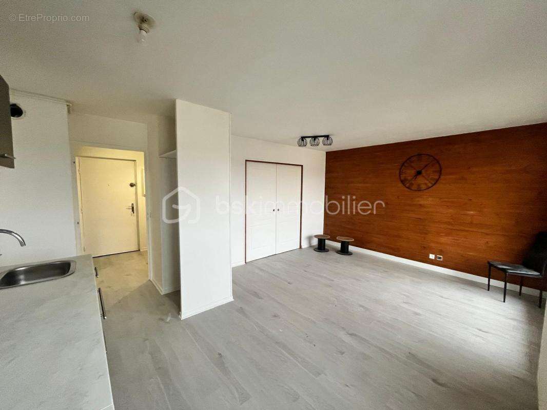 Appartement à CORBEIL-ESSONNES