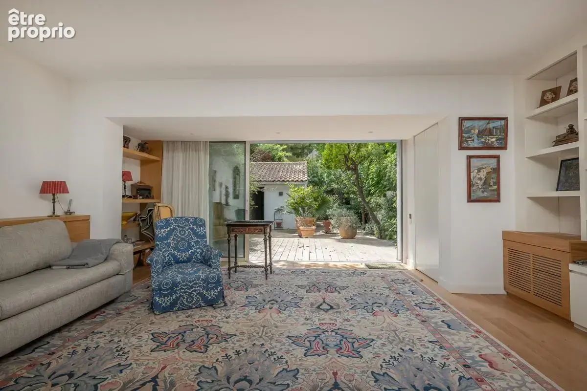 Maison 4 pièces 140 m² à vendre à Marseille-8e (13008) - photo 9