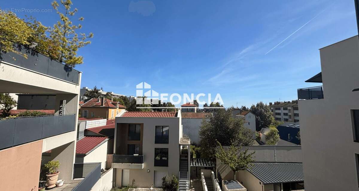 Appartement à CALUIRE-ET-CUIRE