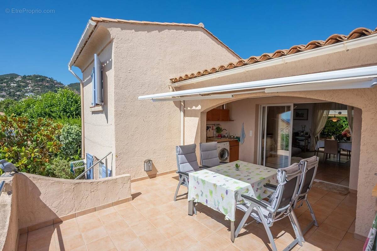 Maison à THEOULE-SUR-MER