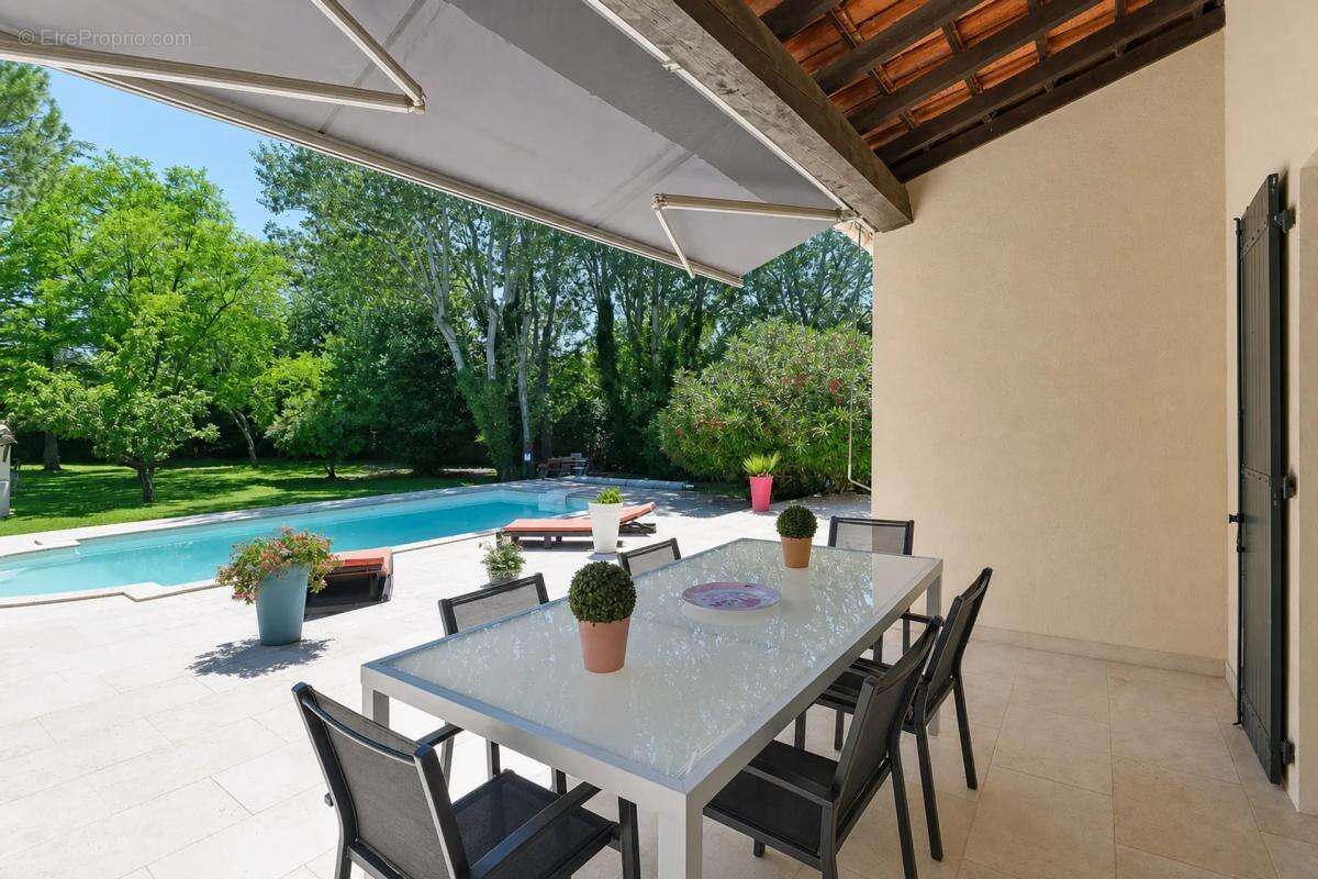 Maison de 6 pièces de 153,72 m² à Vedène - photo 13