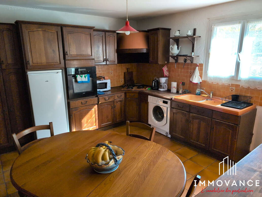 Maison 136 m² à Saint-Clement-De-Riviere  - photo 5