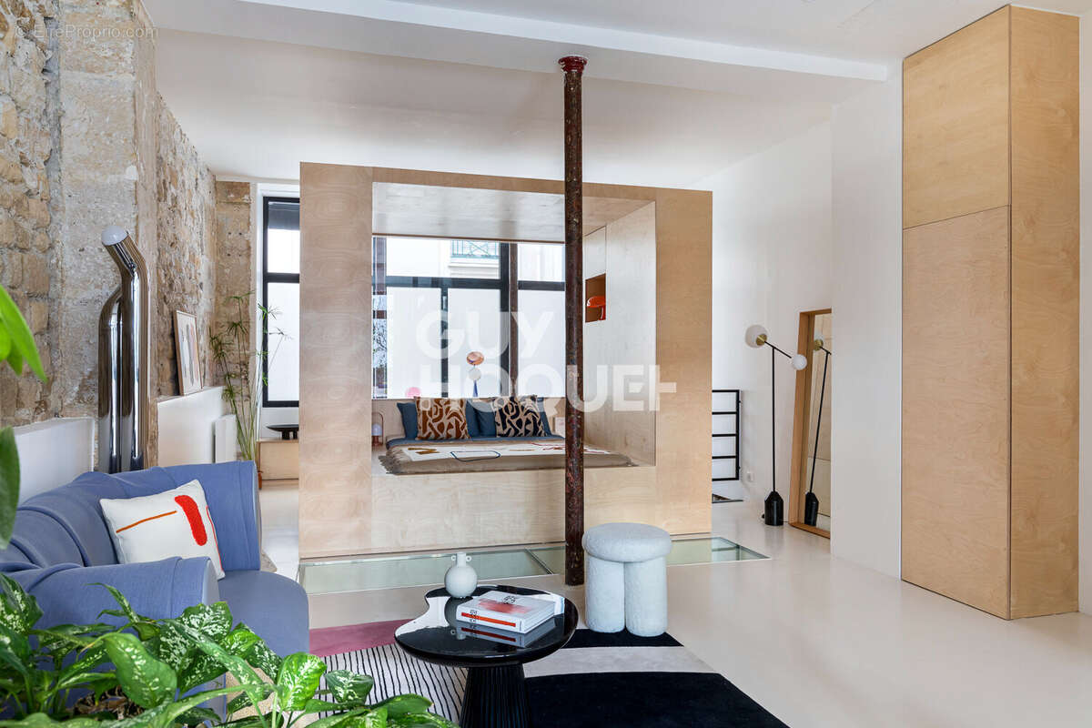 Appartement à PARIS-20E