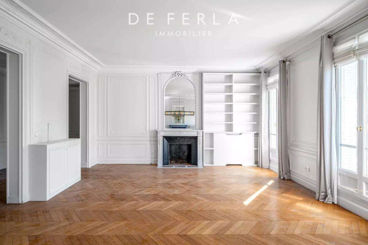 Appartement à NEUILLY-SUR-SEINE