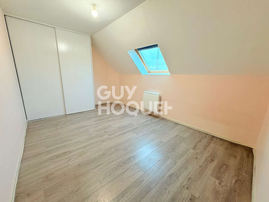 Maison à LES AUTHIEUX-SUR-LE-PORT-SAINT-OUEN