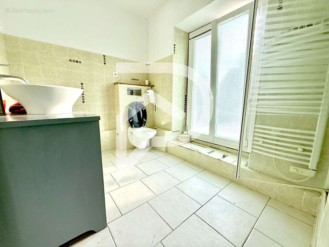 Maison à MONTATAIRE