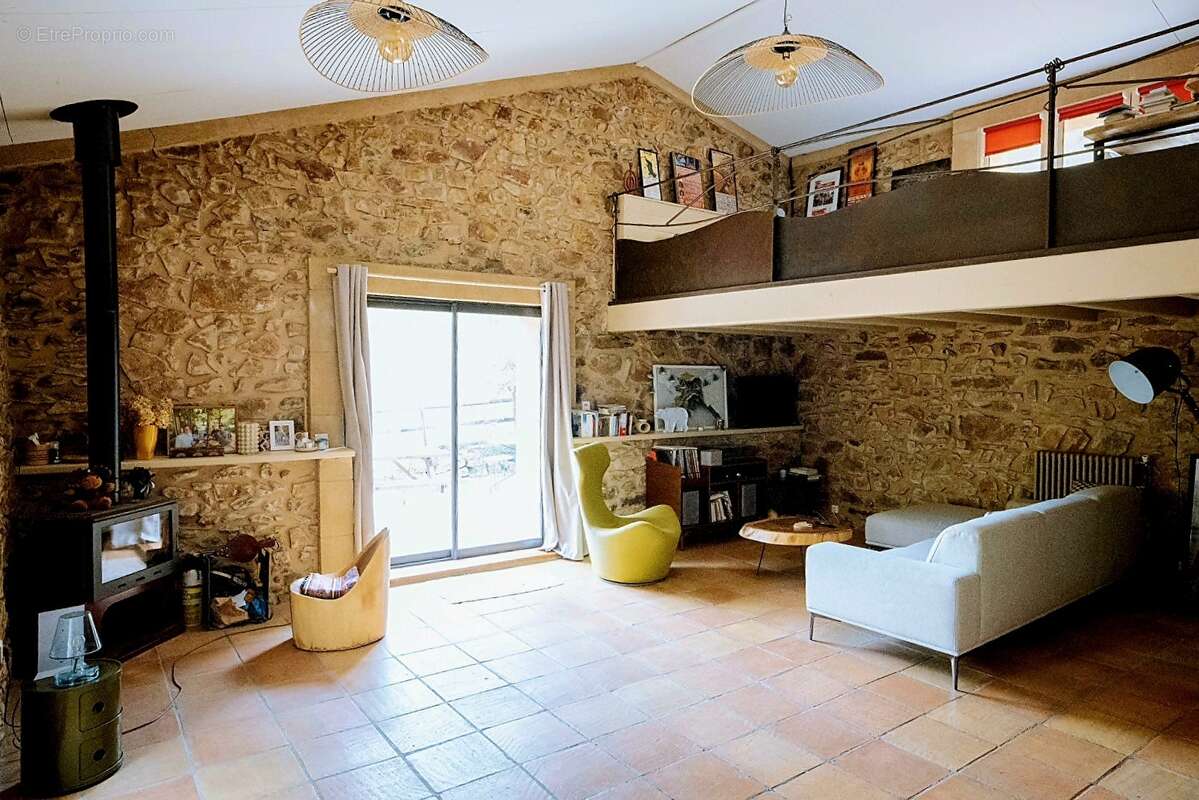 Maison à CESSENON-SUR-ORB