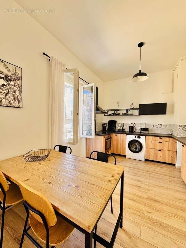 Appartement à vendre 2 pièces - À deux pas du Port de Bastia - photo 2