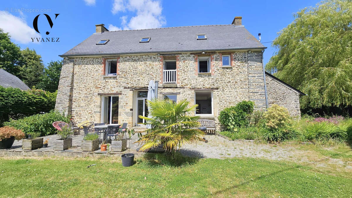 Maison à DOMAGNE