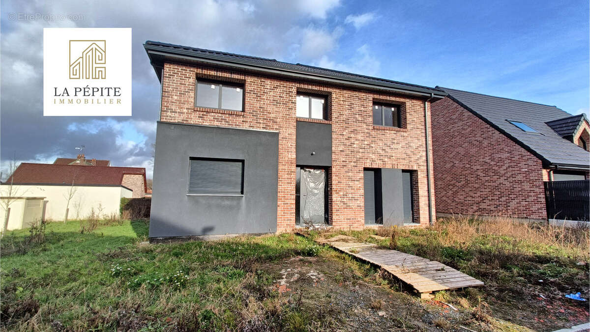 Maison à MAING