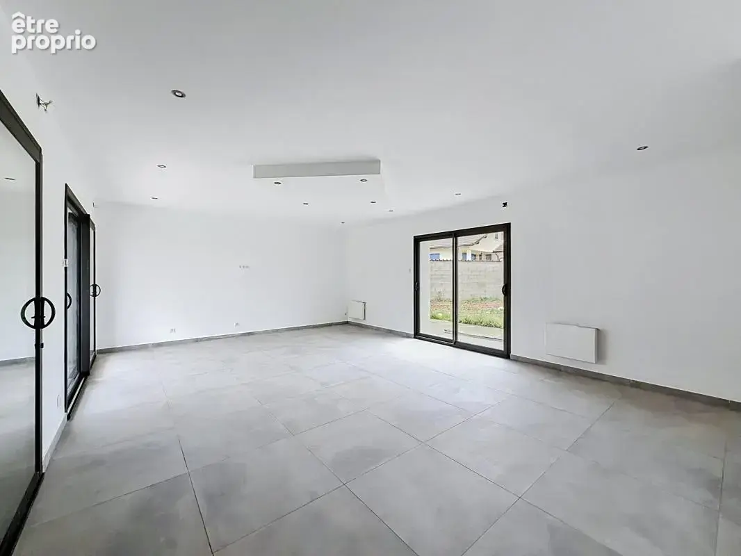 Maison 165 m² à Villieu-Loyes-Mollon  - photo 6