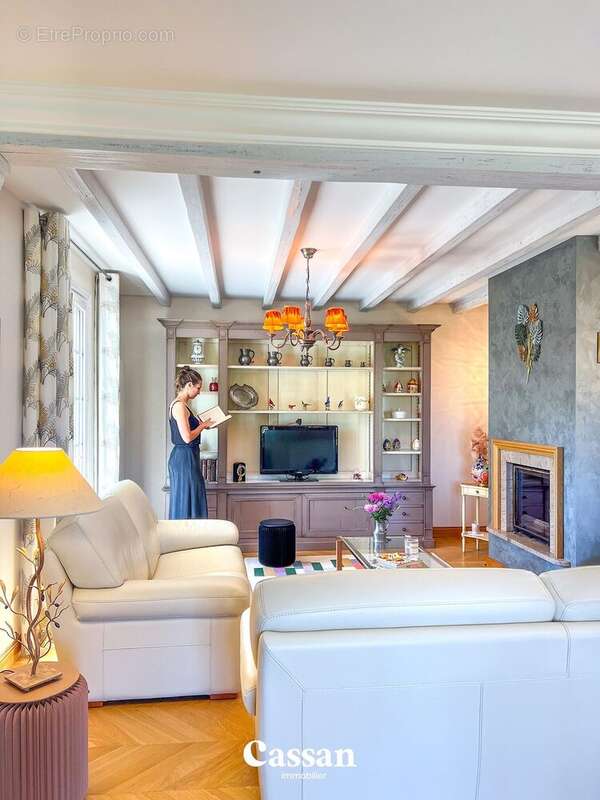 Maison à ARPAJON-SUR-CERE