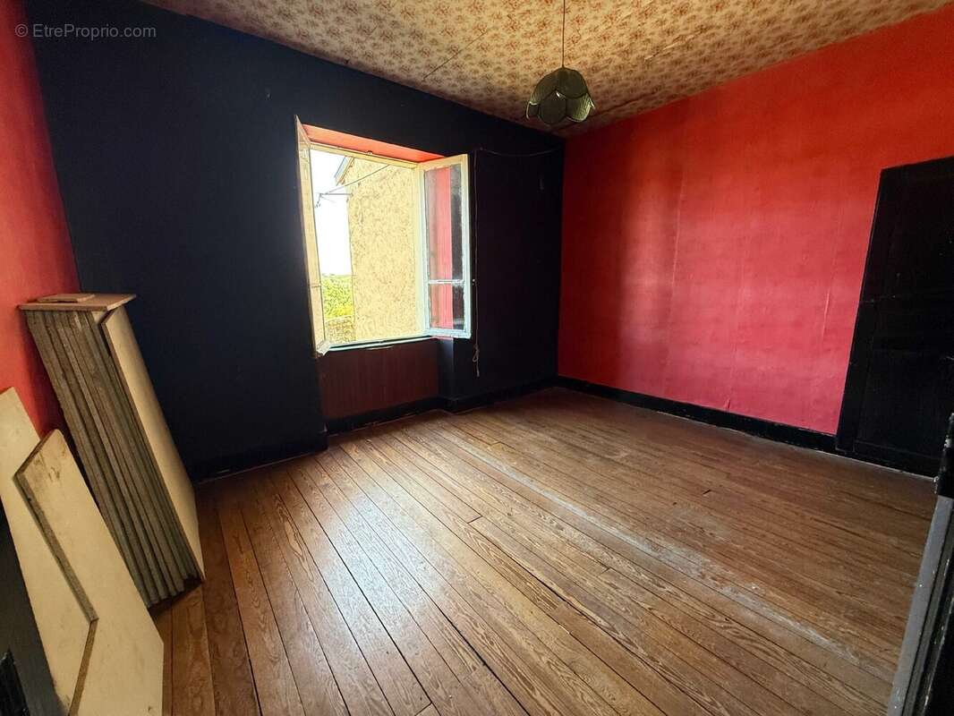 Maison 400 m² à Chatillon-Sur-Saone  - photo 8