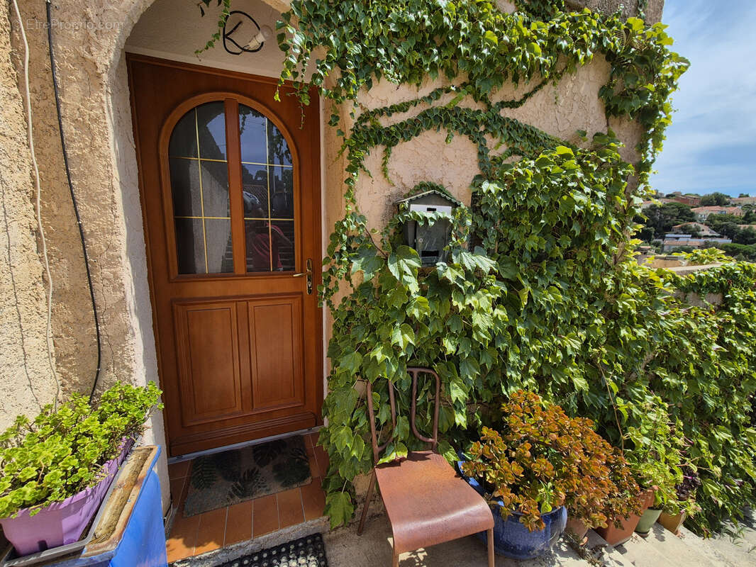 Appartement à HYERES