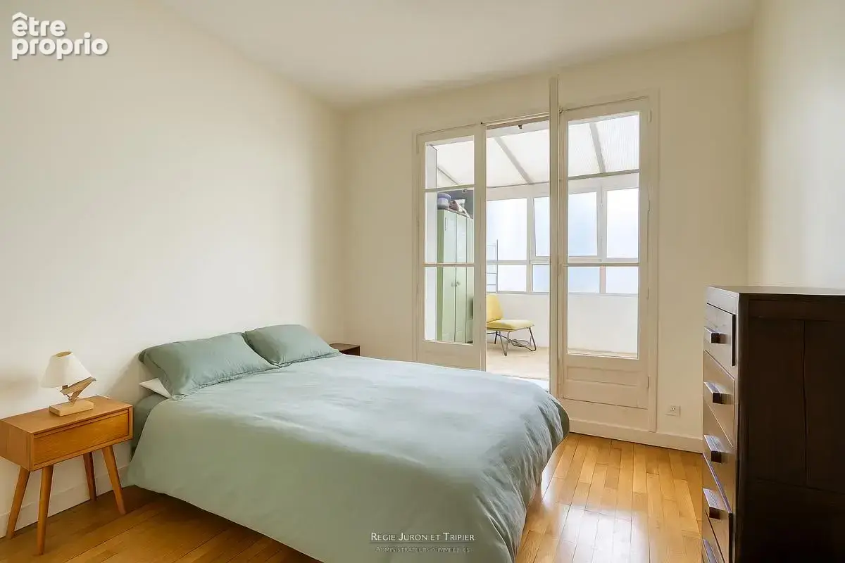 Appartement en étage élevé avec climatisation – Quai Sarrail / Rue Bugeaud - photo 5