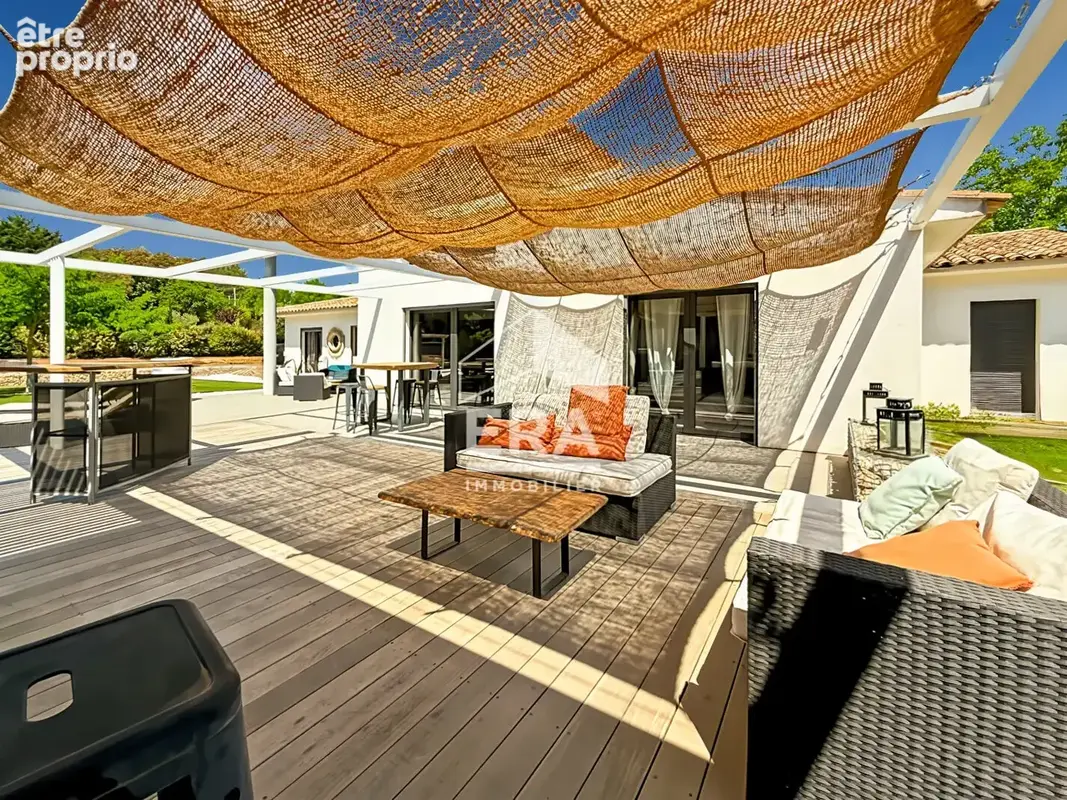 Maison 178m² à Calas - photo 8