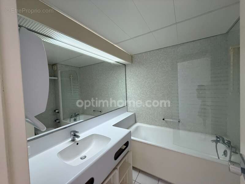 Appartement T2 cabine + garage - photo 6