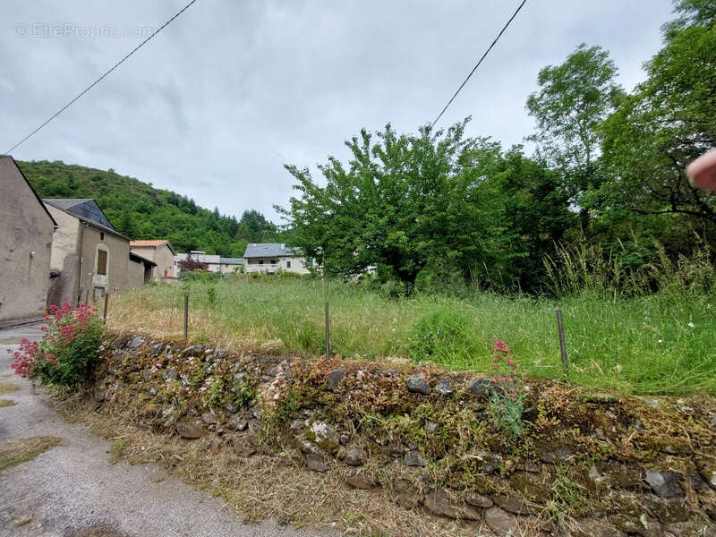Maison à MELAGUES