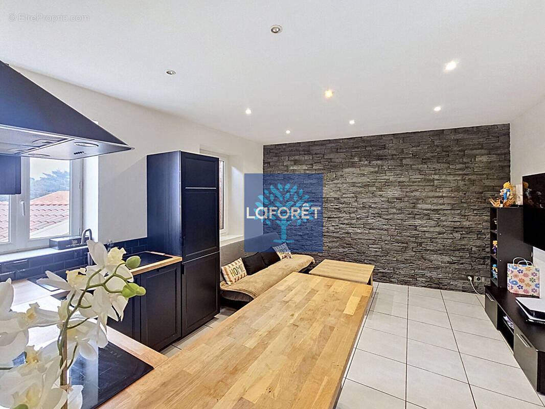 Appartement à IRIGNY