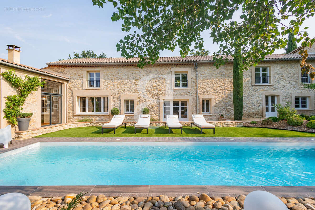 Maison 380 m² à Vaison-La-Romaine  - photo 5