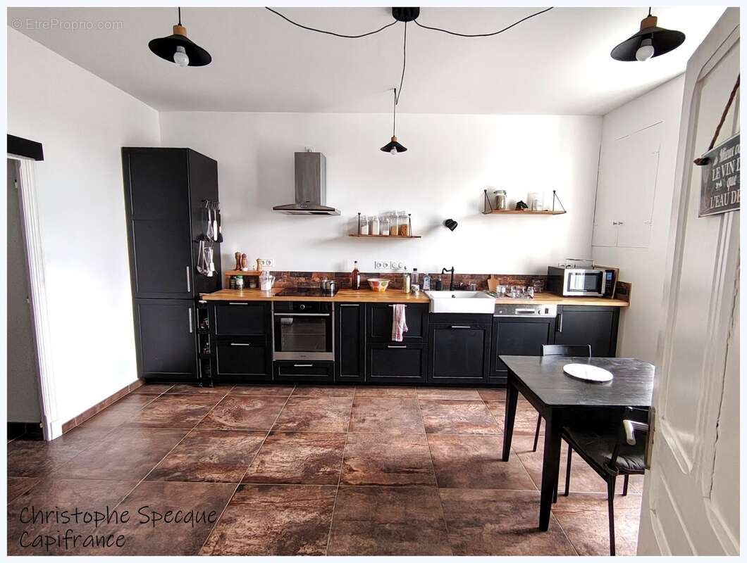 Maison de maître rénovée avec dépendances et gîte – Un bien rare au cœur de la campagne LE VERNET SAINTE MARGUERITE (63) - photo 5