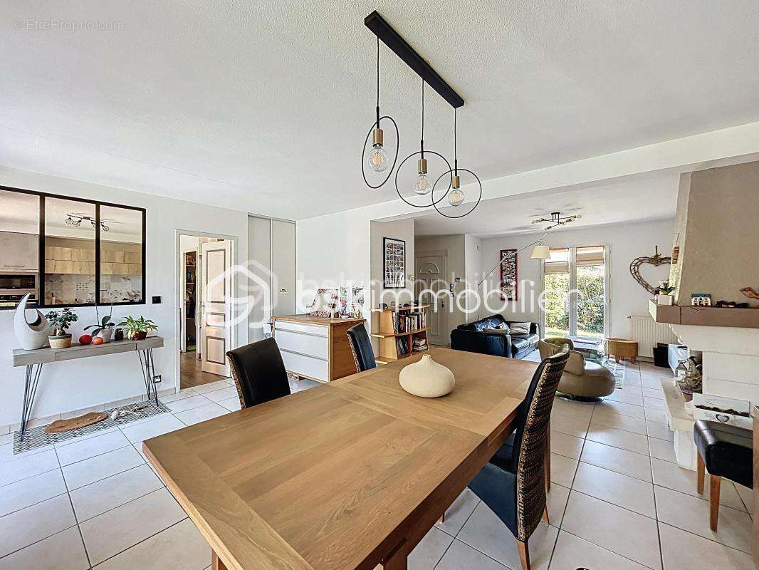 Maison à SAINT-JEAN