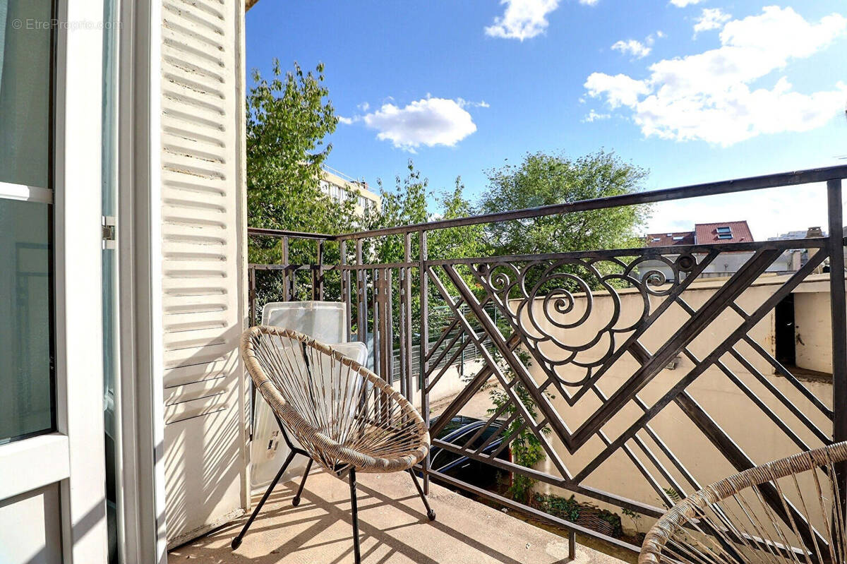 Appartement à AUBERVILLIERS