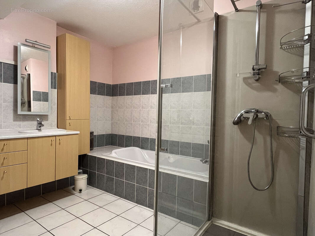Appartement hyper centre jassans - photo 15