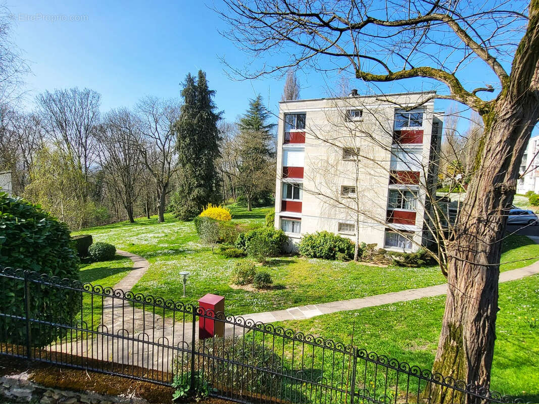 Appartement à TAVERNY