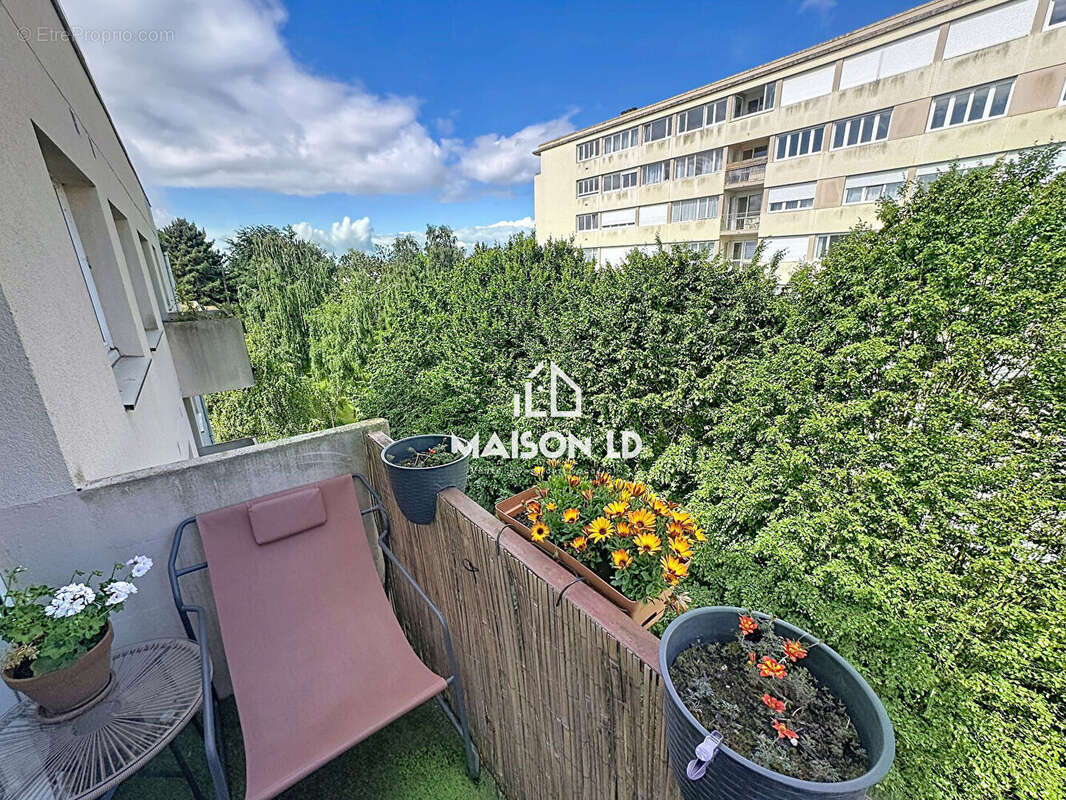 Appartement à HEROUVILLE-SAINT-CLAIR