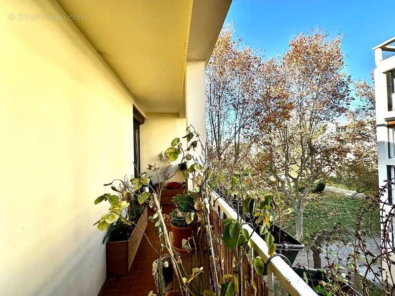 Appartement à MARSEILLE-8E