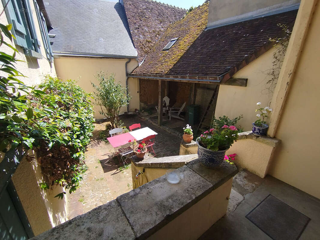 Maison à MONTMIRAIL