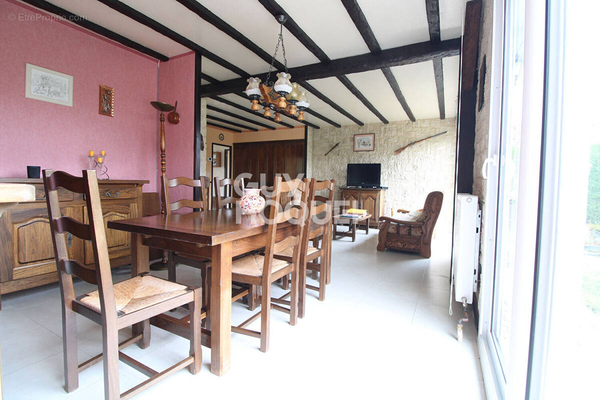 Maison à BRIE-COMTE-ROBERT