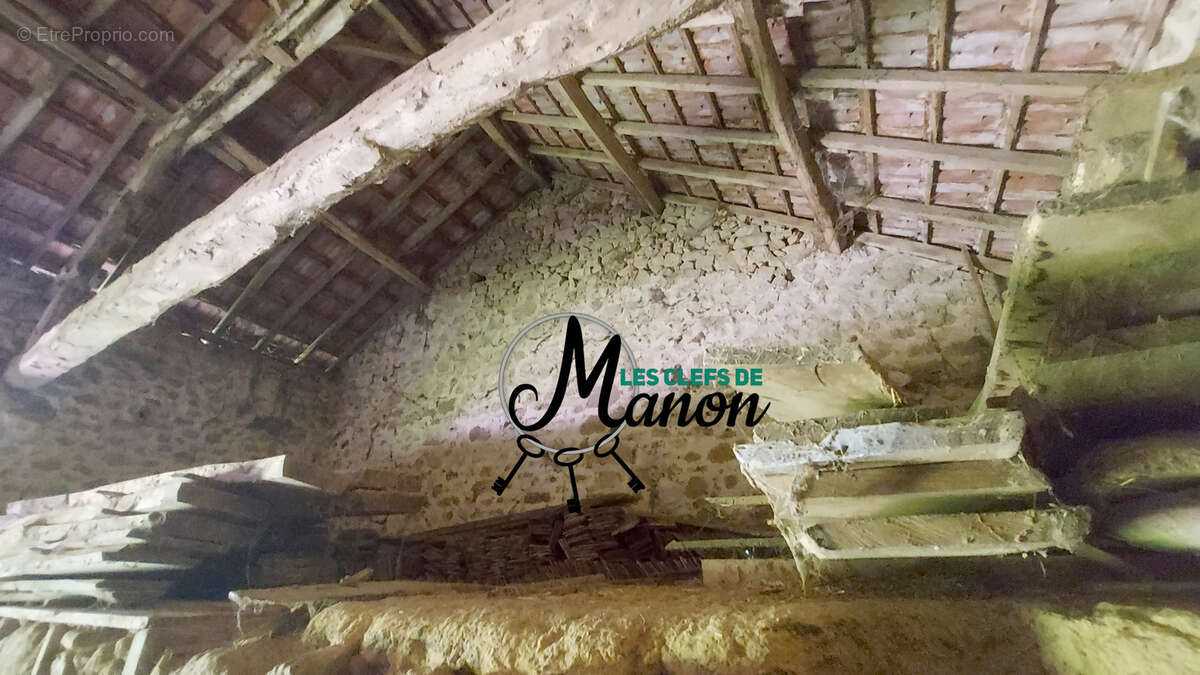 Maison à LAURIERE