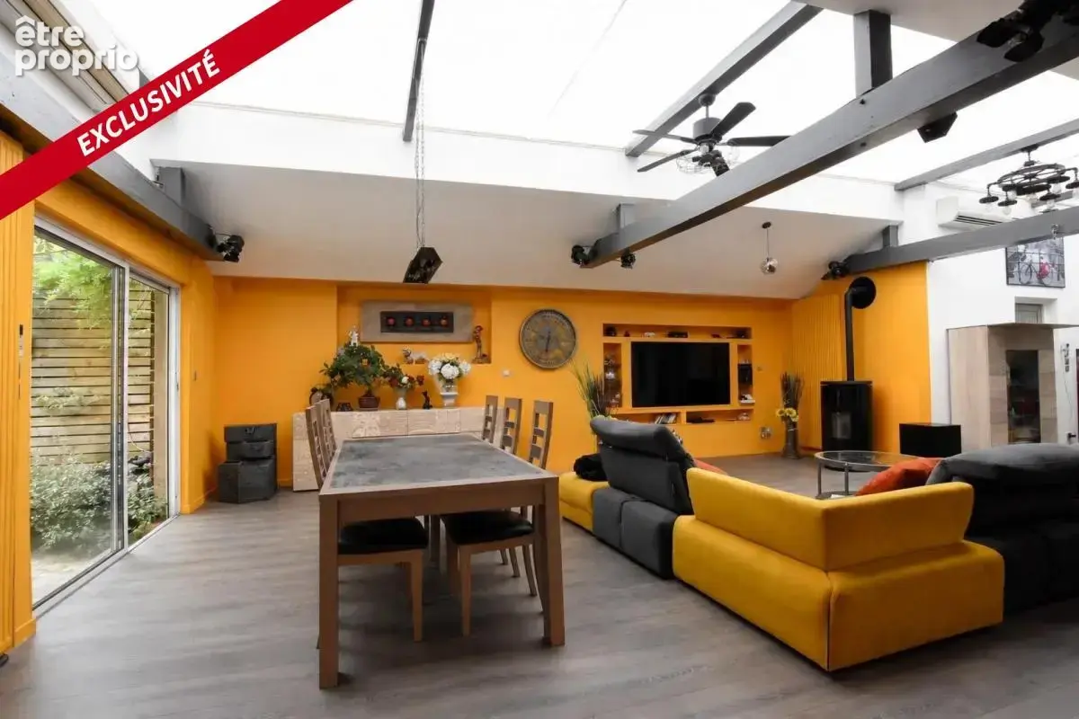 Appartement à SAINT-ETIENNE