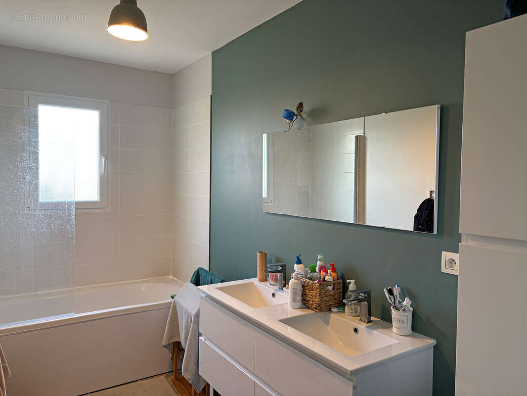 Maison à LE BREIL-SUR-MERIZE