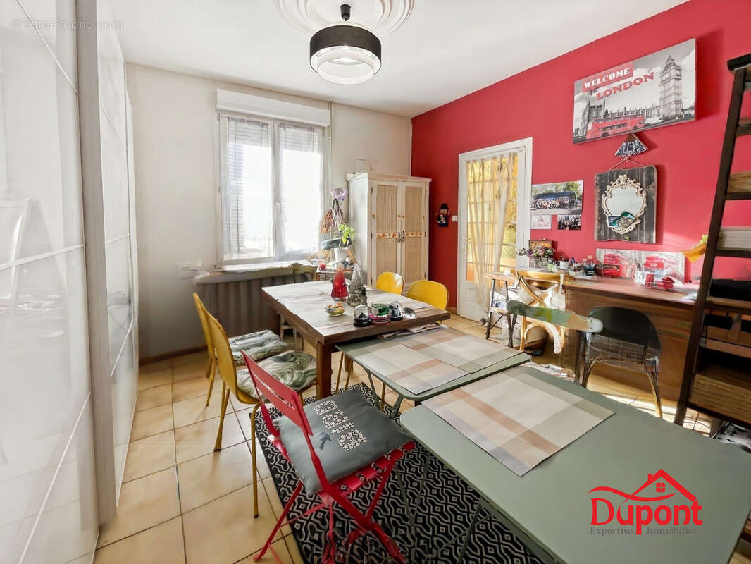 Maison à SAINT-QUENTIN