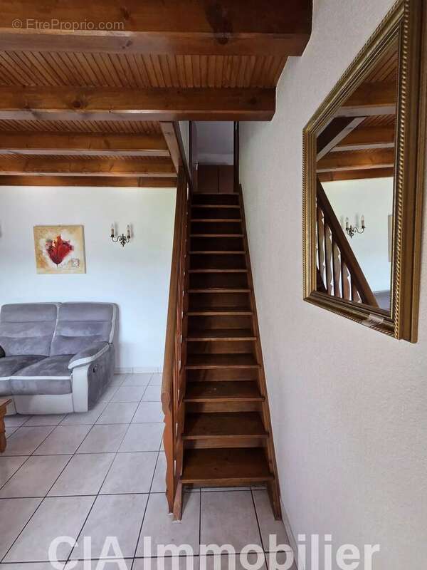 Maison à MARIGNIER